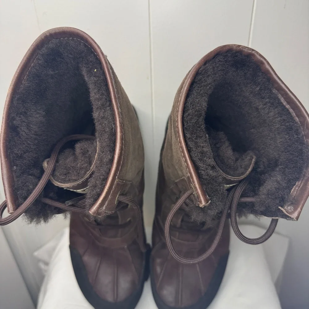 UGG Butte Gray/Black 5521 Cold Weather‎ Waterproof Boots Men's Size 10.5